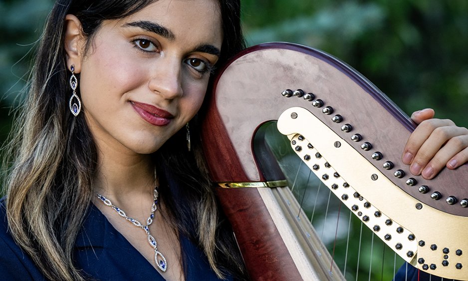 Entre les mondes, une harpe • Jeunes Talents