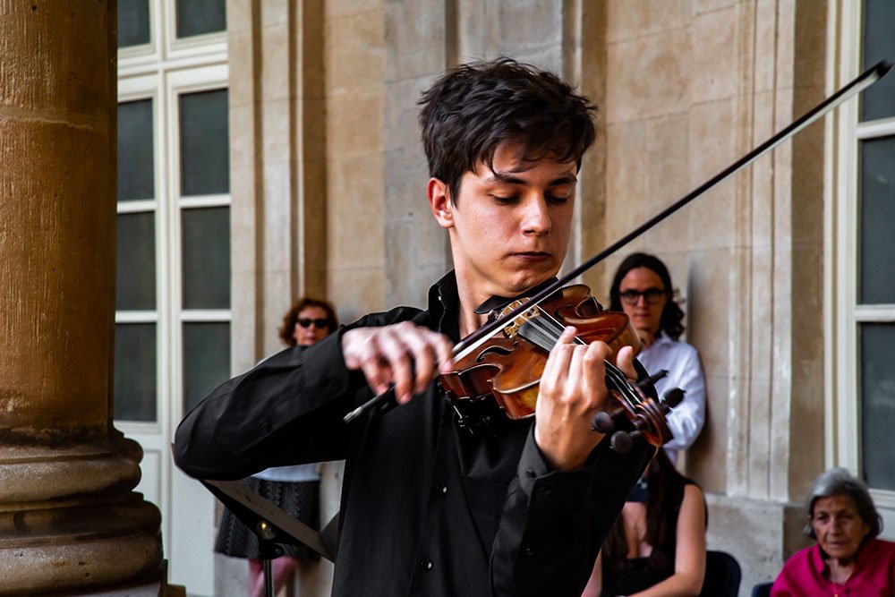 © Raphael Artissian