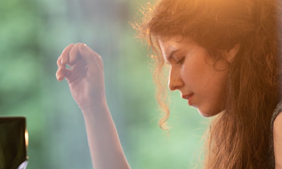 Miroirs d'ombre et de lumière • Jeunes Talents