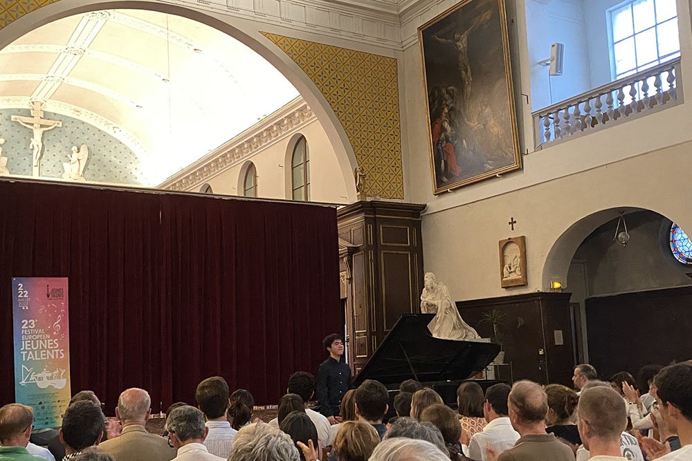 © JEUNES TALENTS