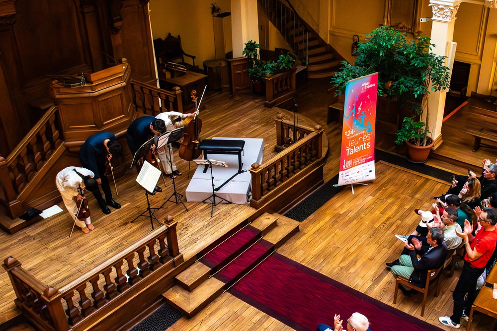 © JEUNES TALENTS